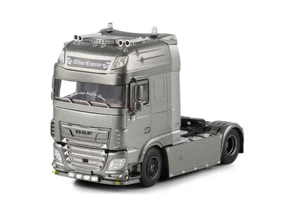 WSI WSI DAF XF Super Space Cab 4x2 ARMOR EXPRESS