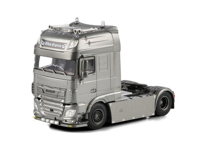 WSI WSI DAF XF Super Space Cab 4x2 ARMOR EXPRESS