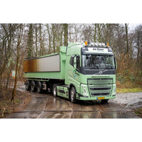 WSI Volvo FH5 Glob. electric 4x2 + 3-axle tipper trailer DE HEER