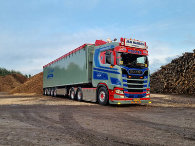 WSI WSI Scania NGS 6x2 + 4-axle moving floor trailer JAN HANSEN