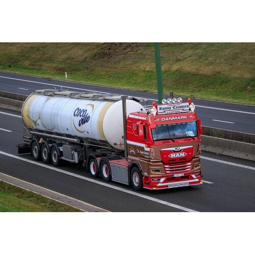 Tekno Tekno MAN TGX GN 6x2 with 3-axle tanktrailer RONNY CEUSTERS