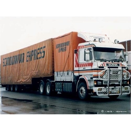 Tekno Tekno Scania 143 with swedish backpack +3-axle classic trailer SCANDINAVIAN EXPRESS