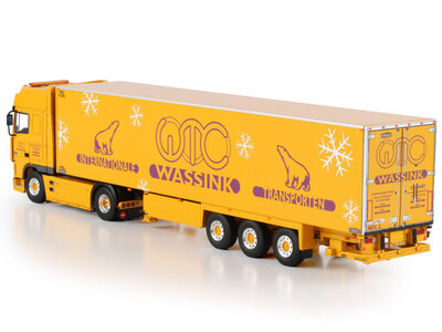 WSI WSI DAF 95XF Super Space Cab 4x2 met 3-assige koeloplegger WASSINK