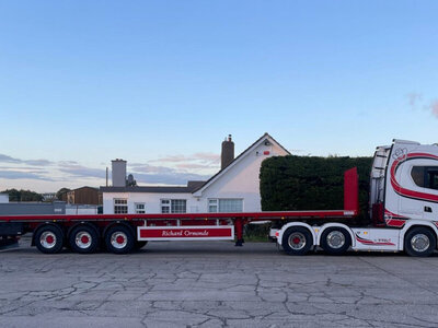 WSI WSI Scania S highline 6x2 twin steer with 3-axle flatbed trailer RICHARD ORMONDE