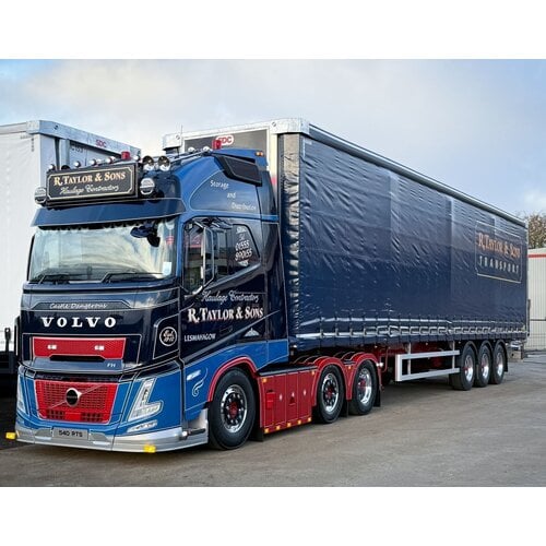 WSI WSI Volvo FH Aero 6x2 with 3-axle curtainside trailer R. TAYLOR & SONS Lesmahagow Scotland