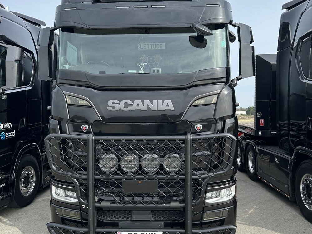 WSI WSI Scania S770 6x2 with connect trailer + 2 x 20ft. container SYNERGY EXCEL Canterbury England