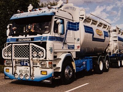 Tekno Tekno Scania 3-serie Zweedse bulk combi OLA JACOBSSON