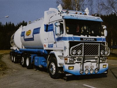 Tekno Tekno Scania 3-serie Zweedse bulk combi OLA JACOBSSON