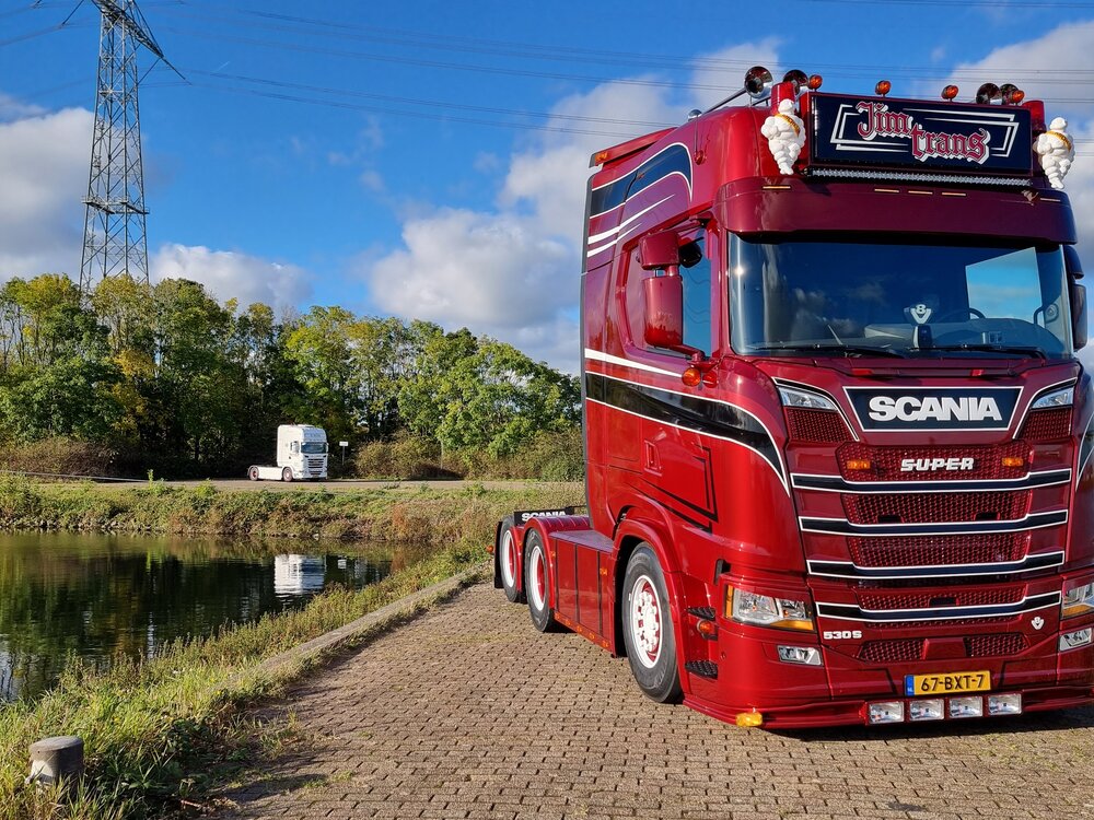 Tekno Tekno Scania NGS 530 6x2 JIM TRANS