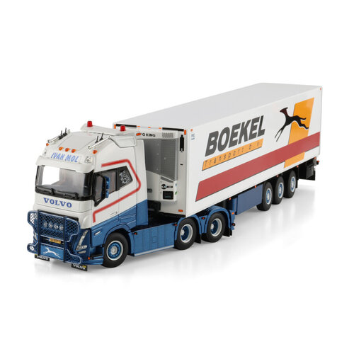 WSI WSI Volvo FH5 Globetrotter XL 6x2 met 3-as koeloplegger IVAN MOL TRANSPORT