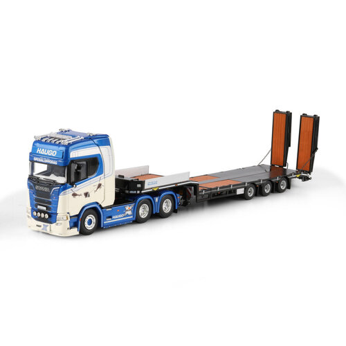 WSI WSI Scania S Highline 6x4 with 3-axle Semi- lowloader + ramps HAUGO SPESIALOPPDRAG