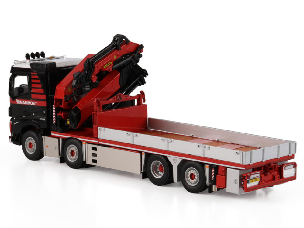 Mammoet store WSI Volvo FH05 8x2 + Palfinger load Crane MAMMOET