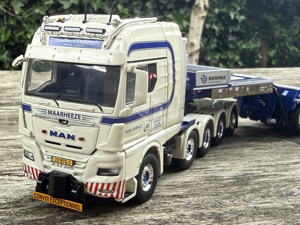 WSI WSI "EXCLUSIEF" MAN TGX XXL EURO 6C Facelift 10x4 with 5-axle lowloader + 2-axle dolly TWAN BIERINGS