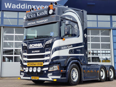 WSI WSI Scania S Highline 6x4 with 2-axle euro px lowloader ARJEN KANDT