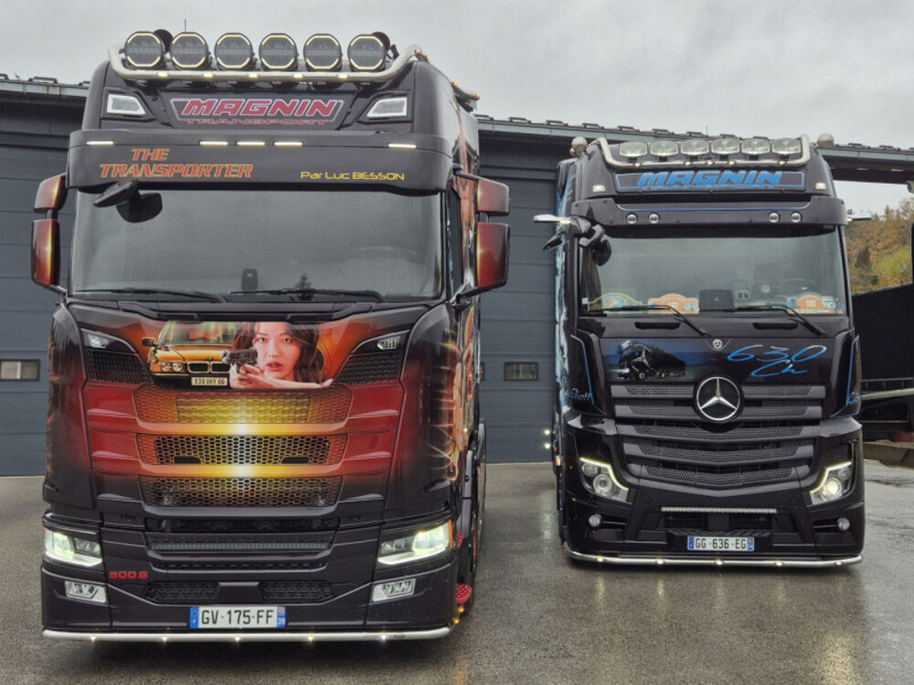 WSI WSI Scania S Highline 4x2 MAGNIN "The Transporter"