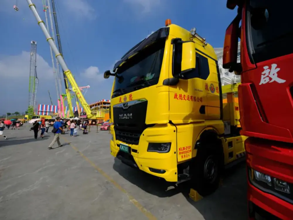 Tekno Tekno MAN TGX GM 6x4 trekker CHI DEH TRANSPORT