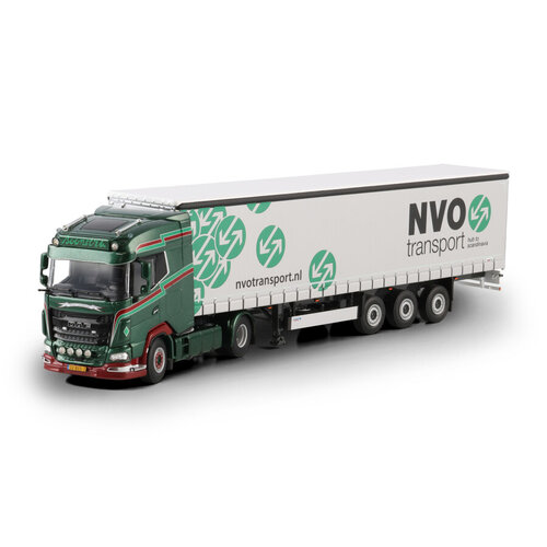 WSI WSI DAF XG 4x2 with 3-axle curtainside trailer BOONSTRA NUIS