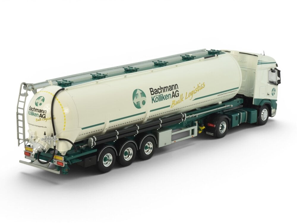 Tekno Tekno DAF XF 4x2 met 3-assige silo oplegger BACHMANN