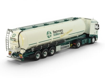 Tekno Tekno DAF XF 4x2 met 3-assige silo oplegger BACHMANN