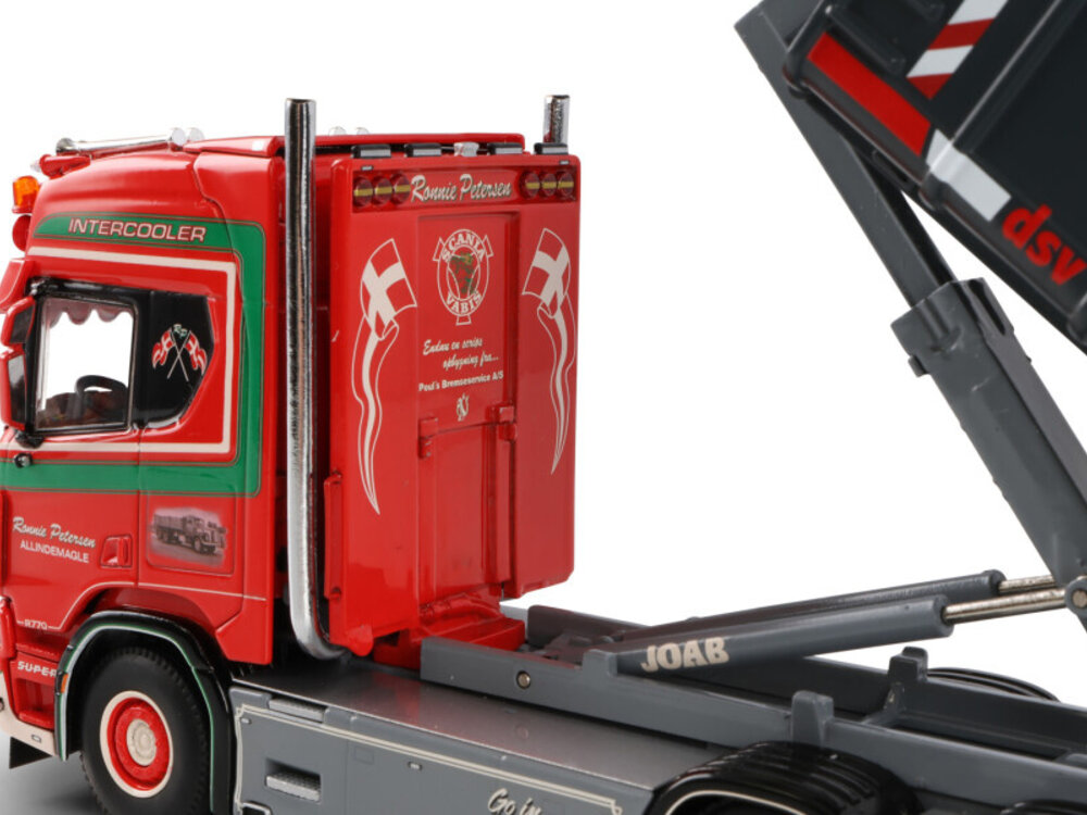 WSI WSI Scania R Highline 8x4 with 7-axle riged truck + hooklift system RONNIE PETERSEN