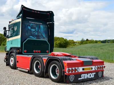 WSI WSI Scania R6 Flat roof 6x2 MUNKHOLM