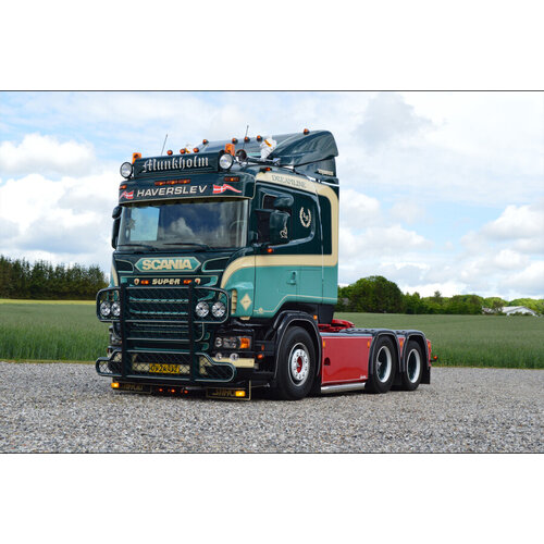WSI WSI Scania R6 Flat roof 6x2 MUNKHOLM