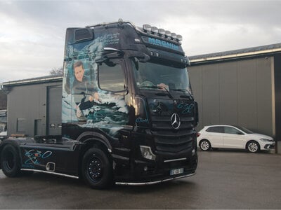 WSI WSI Mercedes Actros MP5 Giga Space 4x2 MAGNIN
