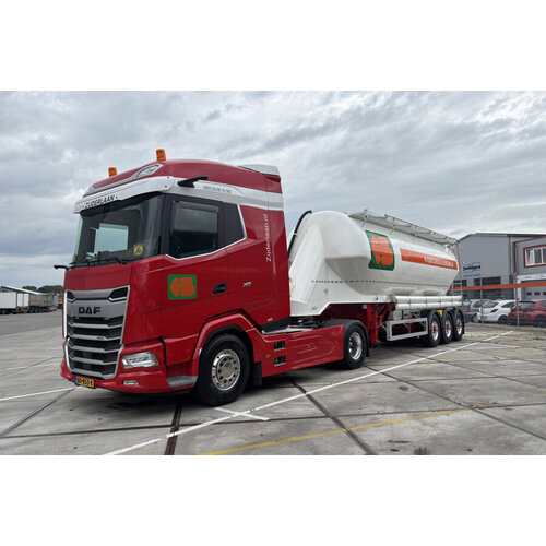 WSI WSI DAF XG 4x2 + 3-axle bulk trailer ZIJDERLAAN