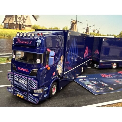 WSI WSI "EXCLUSIEF" Scania R Highline motorwagen met 2-as oplegger R&R WOLFF FLOWERS