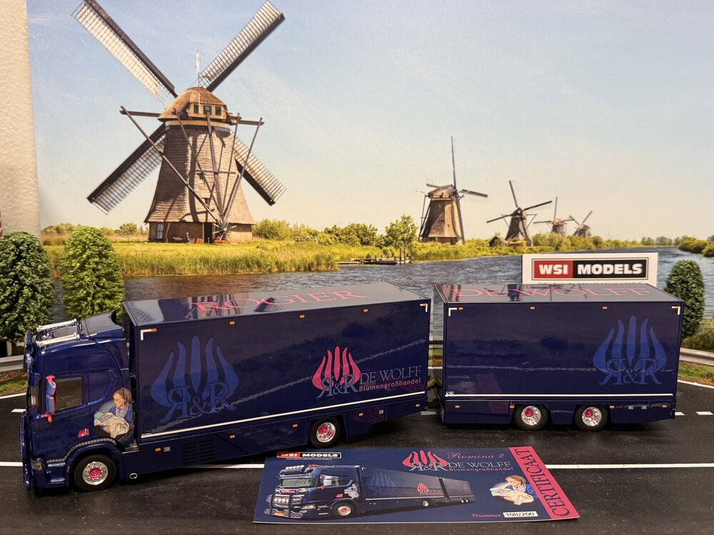 WSI WSI "EXCLUSIVE" Scania R Highline rigid truck with 2-axle trailer R&R WOLFF FLOWERS