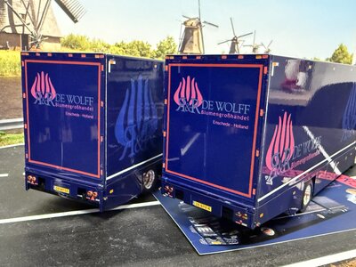 WSI WSI "EXCLUSIVE" Scania R Highline rigid truck with 2-axle trailer R&R WOLFF FLOWERS