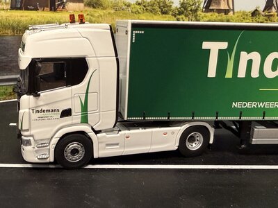 Cavallino Cavallino Scania S Highline 4x2 met 3-as schuifzeilen oplegger TINDEMANS GRASZODEN