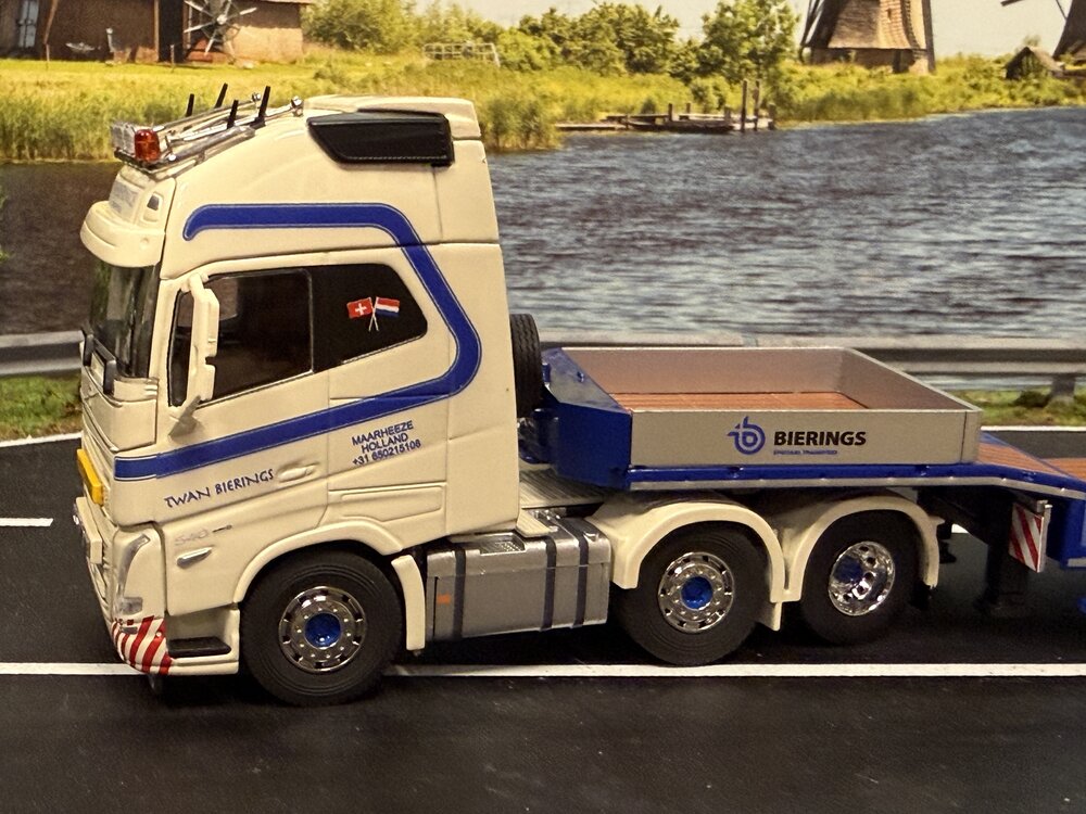 Cavallino Cavallino Volvo FH5 Globetrotter XL 6x2 with 4-axle semi-lowloader TWAN BIERINGS (Tyme Bierings)