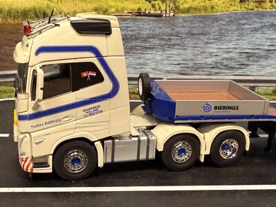 Cavallino Cavallino Volvo FH5 Globetrotter XL 6x2 with 4-axle semi-lowloader TWAN BIERINGS (KEET  Bierings)