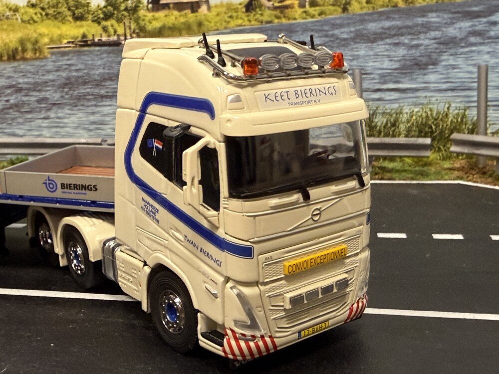 Cavallino Cavallino Volvo FH5 Globetrotter XL 6x2 with 4-axle semi-lowloader TWAN BIERINGS (KEET  Bierings)