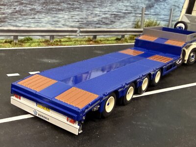 Cavallino Cavallino Volvo FH5 Globetrotter XL 6x2 with 4-axle semi-lowloader TWAN BIERINGS (KEET  Bierings)