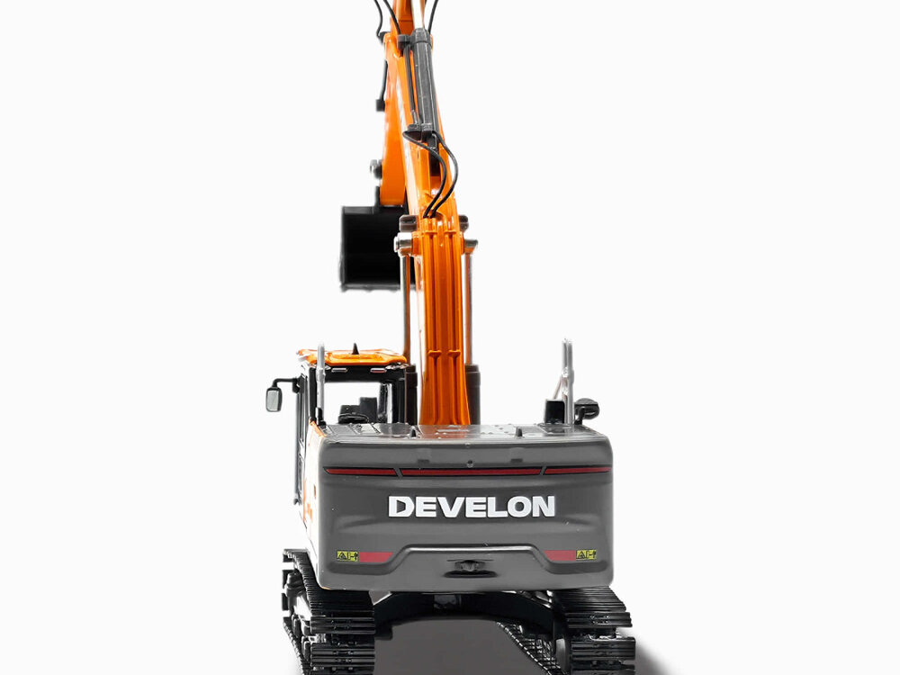 IMC IMC DX240 Excavator DEVELON