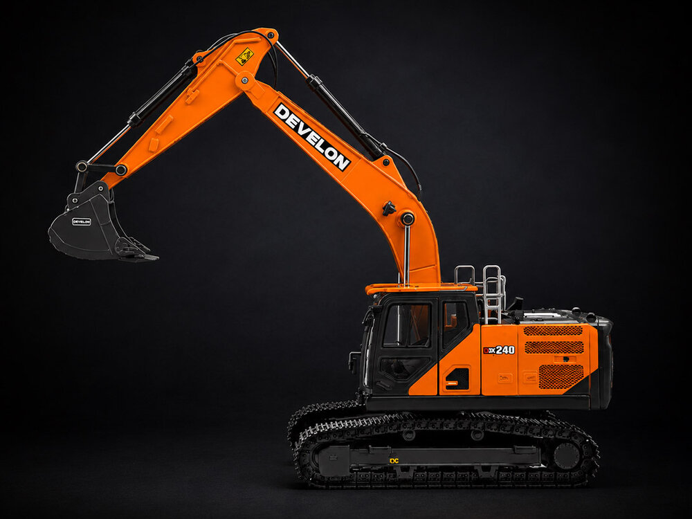 IMC IMC DX240 Excavator DEVELON