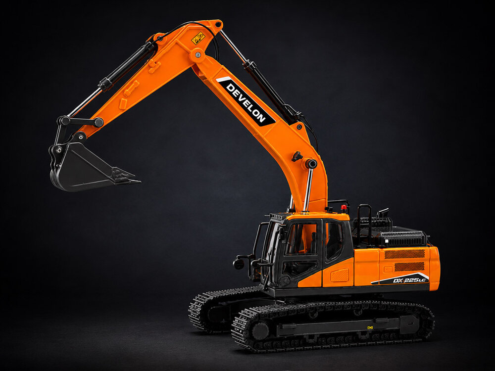 IMC IMC DX225 Excavator DEVELON