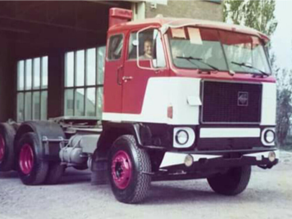WSI WSI Volvo F88 6x2 ITW