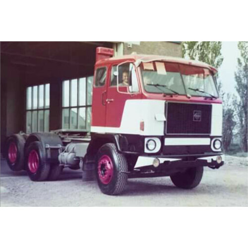 WSI WSI Volvo F88 6x2 ITW