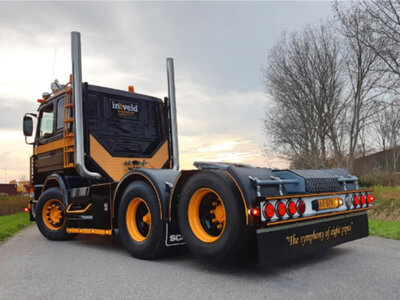 WSI WSI Scania 143M 6x2 IN 'T VELD