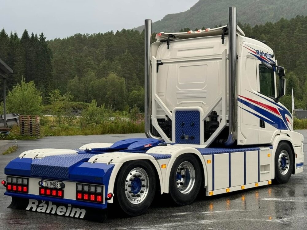 Tekno Tekno Scania TUFT Normal roof 6x2 RAHEIM TRANSPORT AS