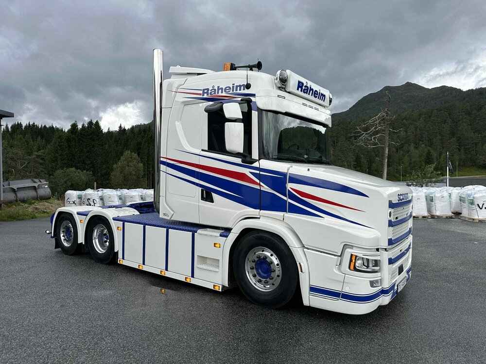 Tekno Tekno Scania TUFT Normal roof 6x2 RAHEIM TRANSPORT AS
