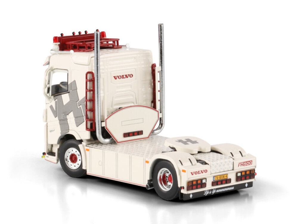WSI WSI Volvo FH5 Sleeper Cab 4x2 VAN HOUTEN