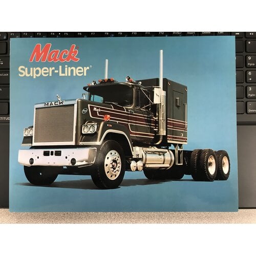 Tekno Tekno Mack Super-Liner 6x4  demo antraciet/ rood