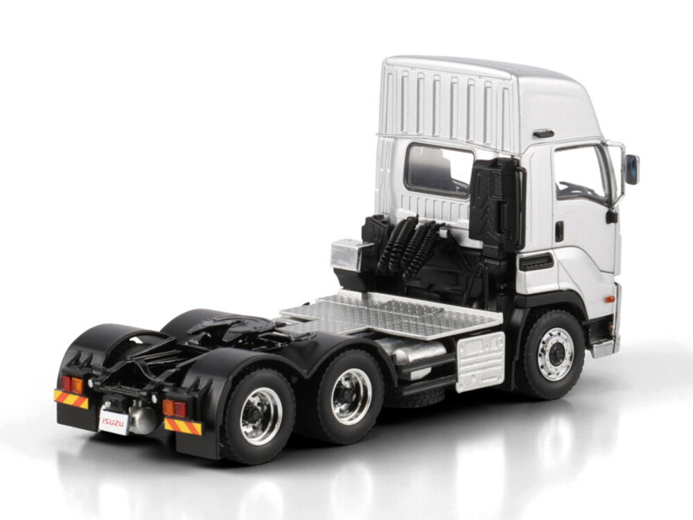 WSI WSI Isuzu Giga Short-Cab 6x4 ISUZU  Silver