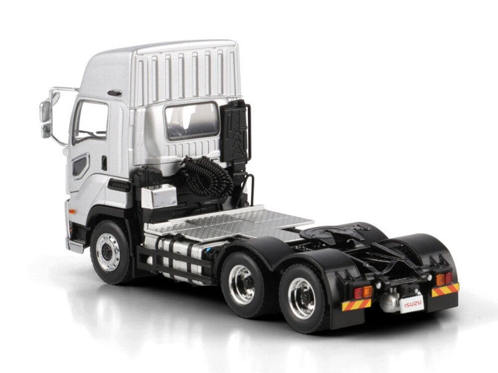WSI WSI Isuzu Giga Short-Cab 6x4 ISUZU  Silver