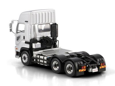 WSI WSI Isuzu Giga Short-Cab 6x4 ISUZU  Silver
