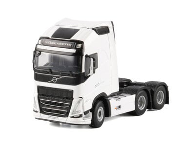 WSI WSI Volvo FH5 Globetrotter XL 6x2 WHITE LINE